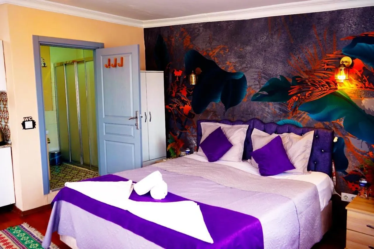 Medellin Apart Hotel Istanbul 2*,